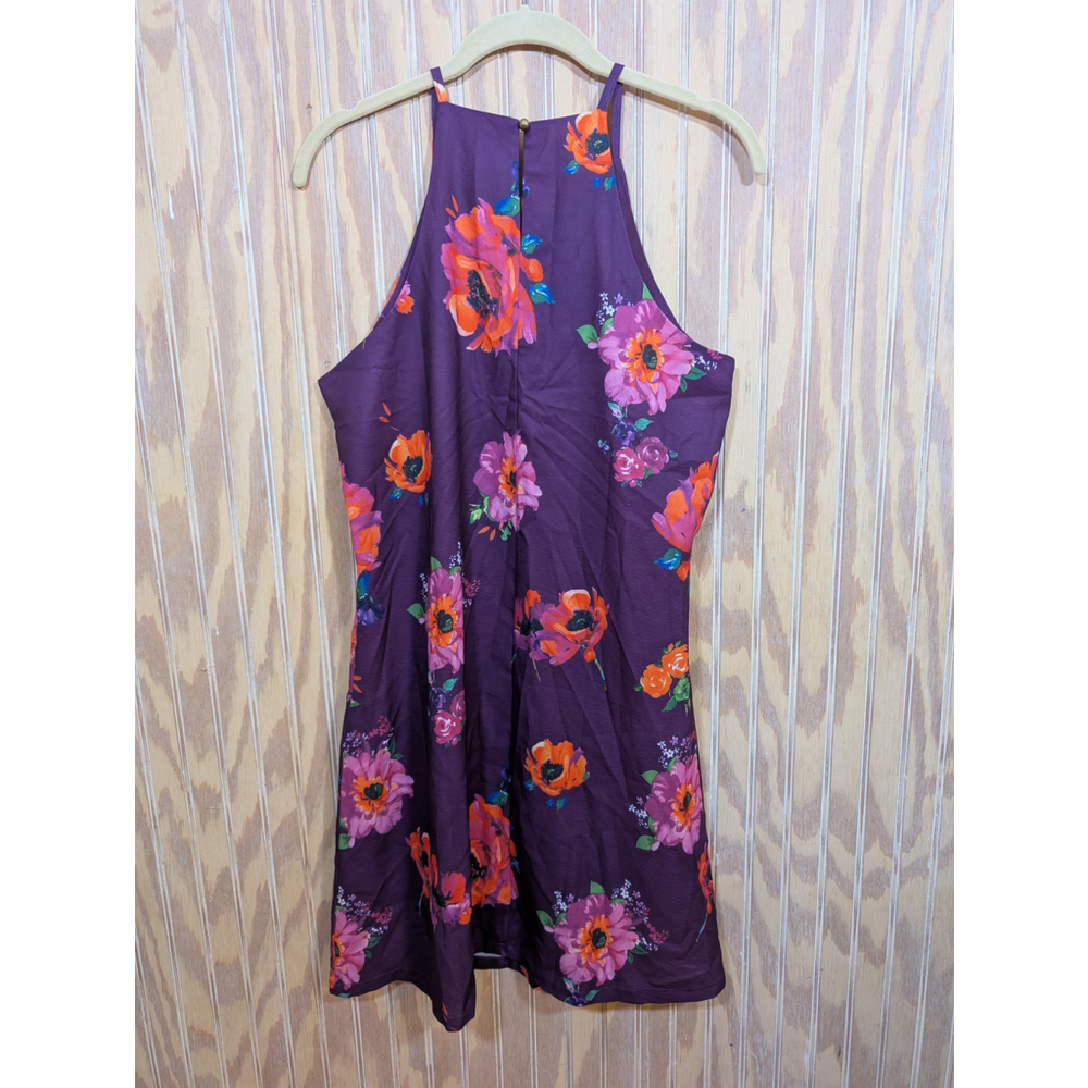 NWOT Women's High Neck A Line Sleeveless Dress with Purple Floral Print MEDIUM - Picture 2 of 5